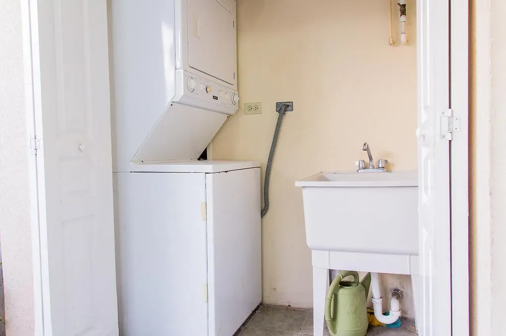 Apartament Elegant City Condo In New Kingston