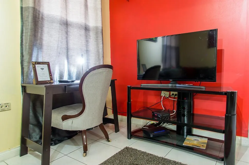 Elegant City Condo In New Kingston