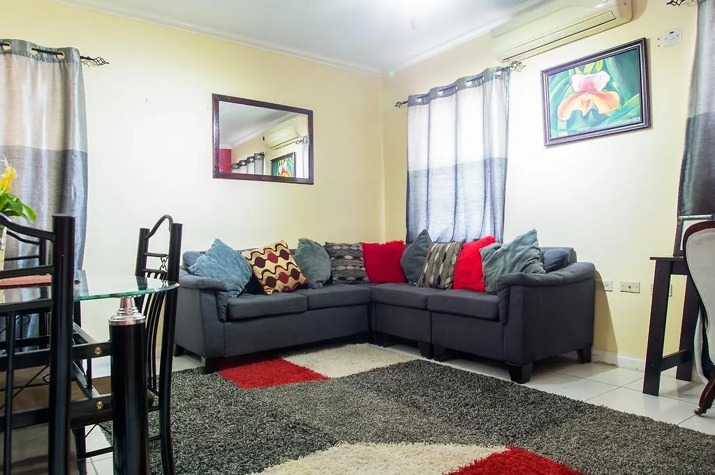 Elegant City Condo In New Kingston Appartamento